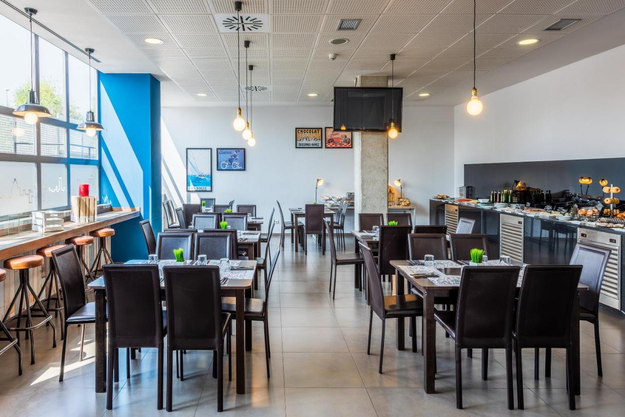 Madrid Airport Suites, Affiliated By Melia Exterior foto