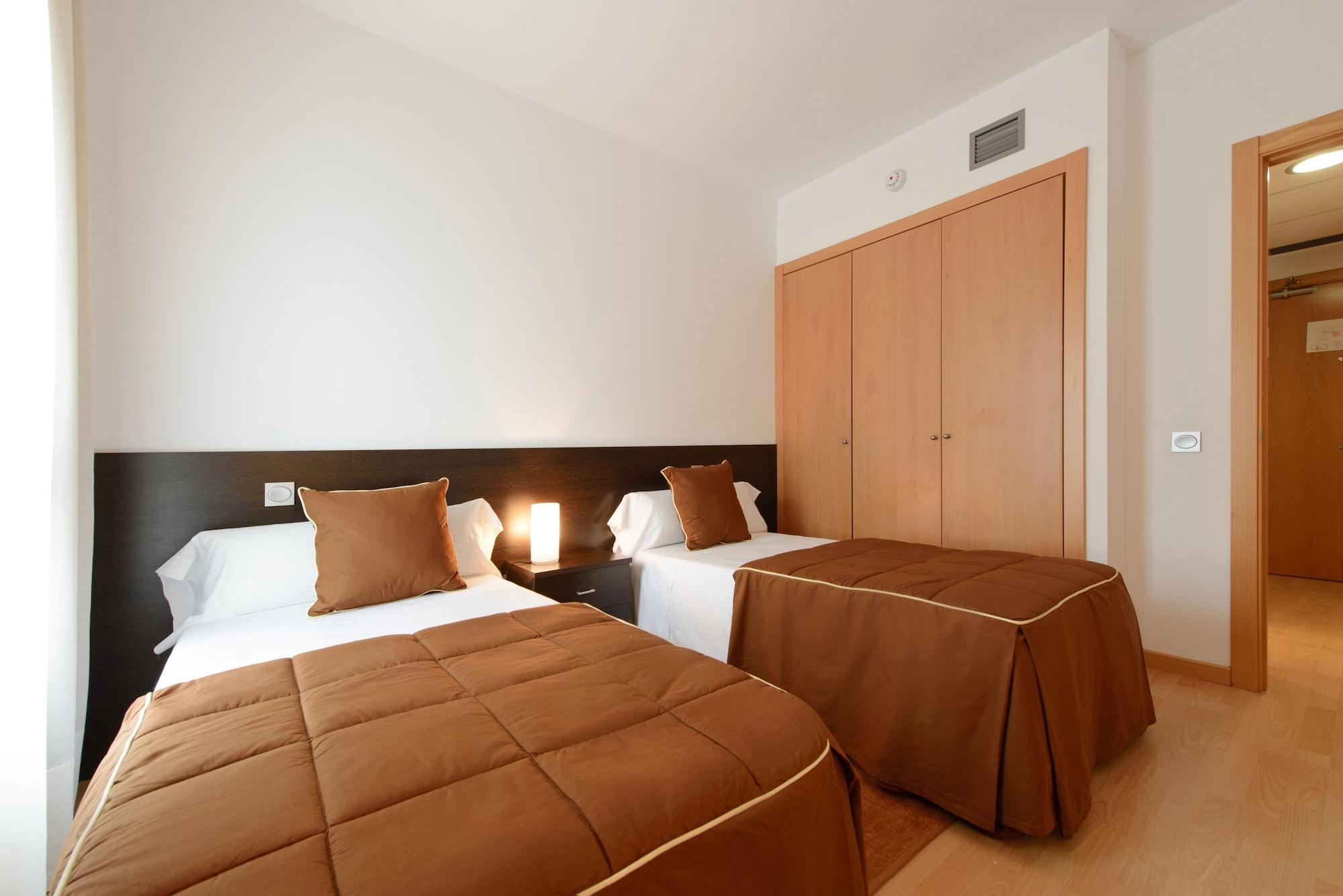 Madrid Airport Suites, Affiliated By Melia Exterior foto