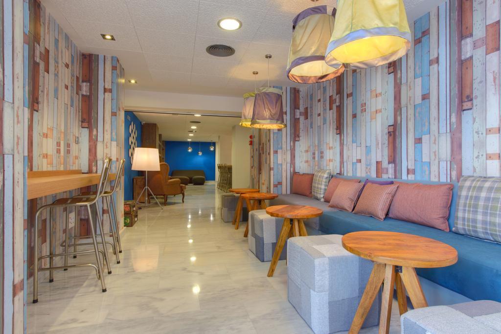 Madrid Airport Suites, Affiliated By Melia Exterior foto